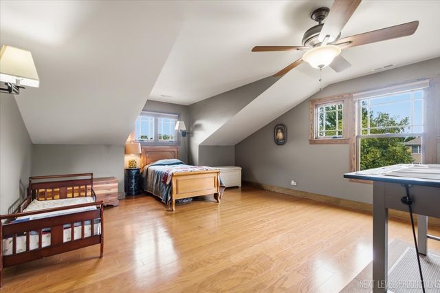 627 Ritter Drive, Batavia, IL 60510