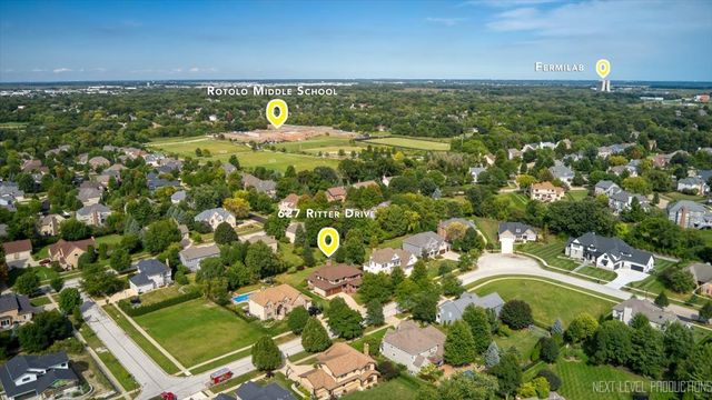 627 Ritter Drive, Batavia, IL 60510