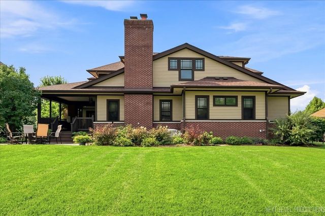 627 Ritter Drive, Batavia, IL 60510