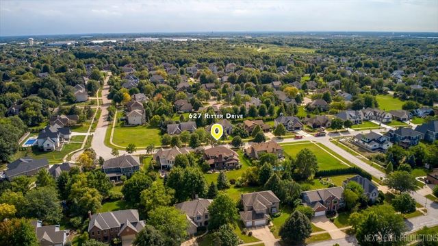 627 Ritter Drive, Batavia, IL 60510