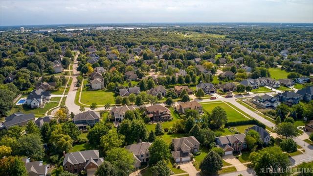 627 Ritter Drive, Batavia, IL 60510