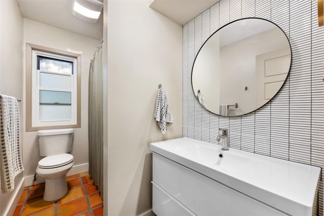 2210 Red Fox RD, Austin, TX 78734