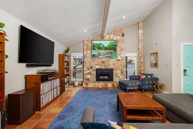 2210 Red Fox RD, Austin, TX 78734