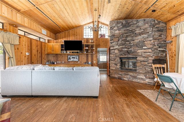 15283 Apple Valley, Apple Valley, CA 92307