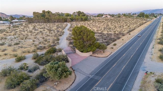 15283 Apple Valley, Apple Valley, CA 92307
