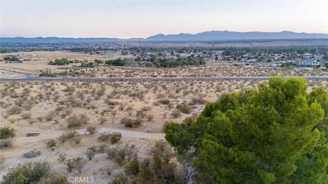 15283 Apple Valley, Apple Valley, CA 92307