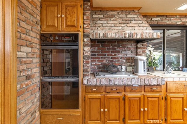 15283 Apple Valley, Apple Valley, CA 92307
