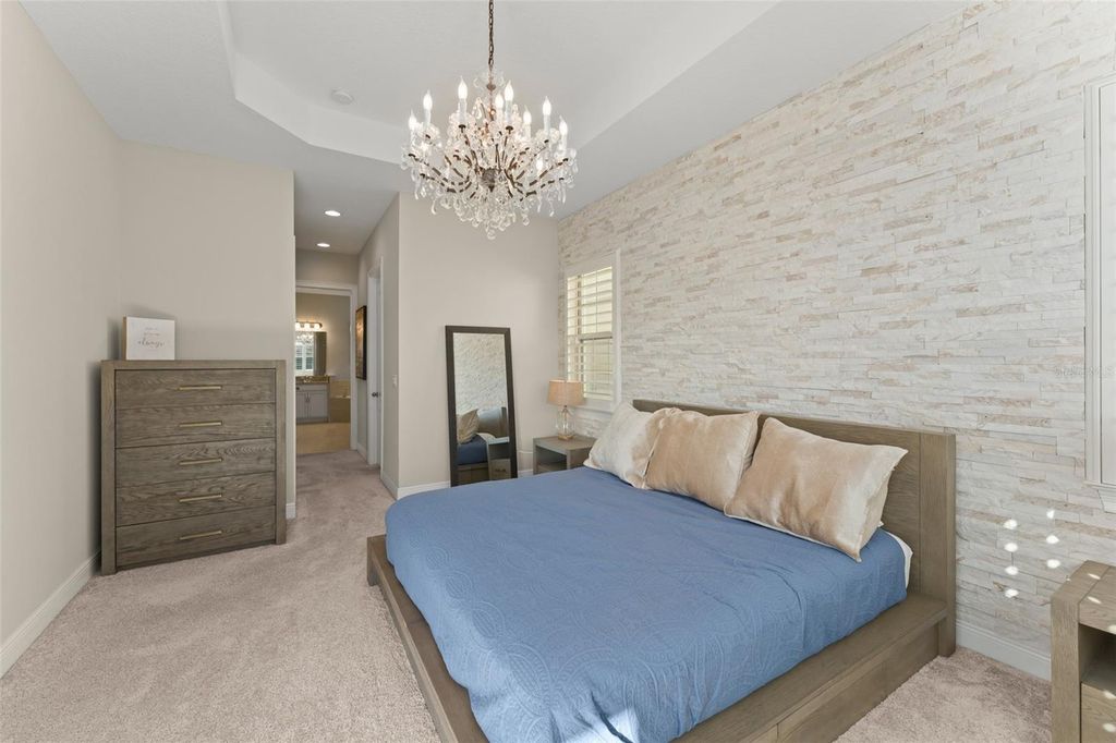 Image 11 of property listing at 13195 WOODFORD STREET, Orlando, FL 32832