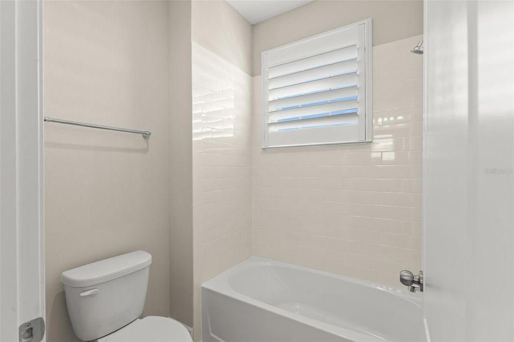 Image 18 of property listing at 13195 WOODFORD STREET, Orlando, FL 32832