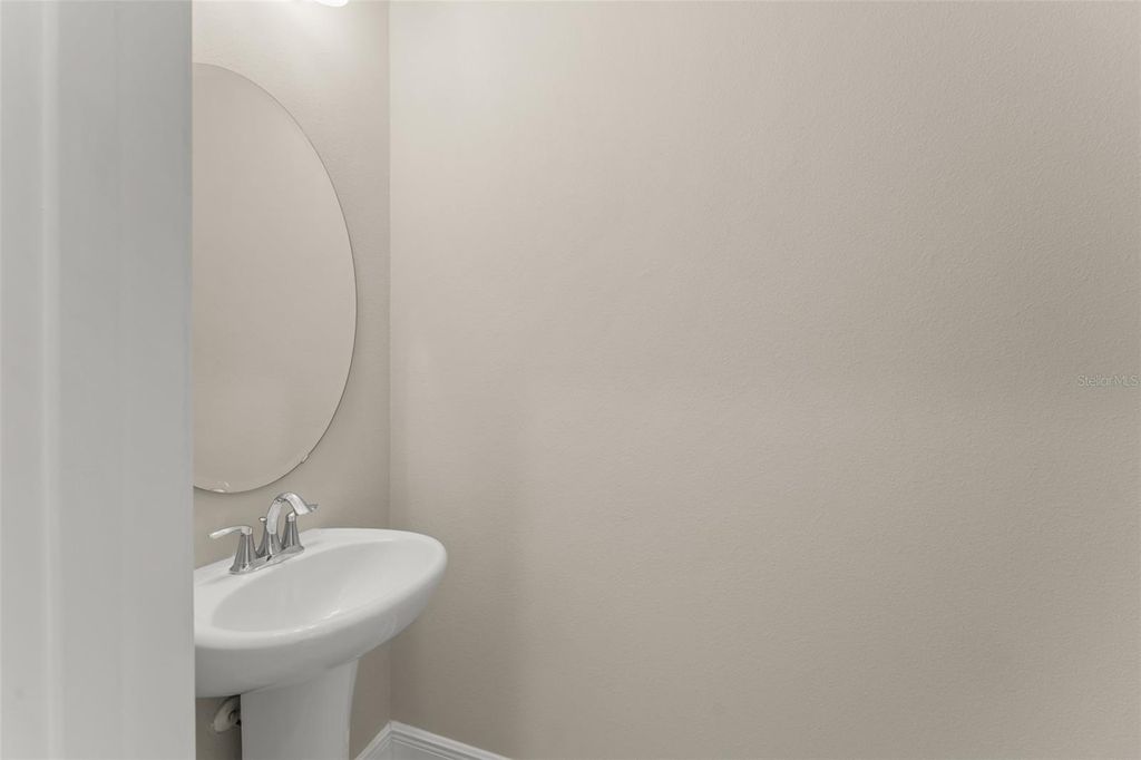 Image 26 of property listing at 13195 WOODFORD STREET, Orlando, FL 32832