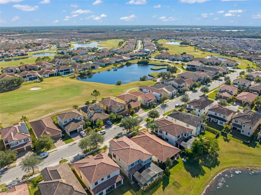 Image 30 of property listing at 13195 WOODFORD STREET, Orlando, FL 32832