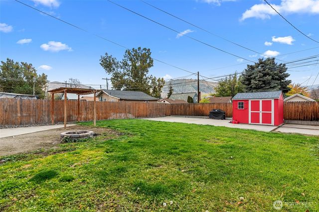 926 Kittitas Street, Wenatchee, WA 98801