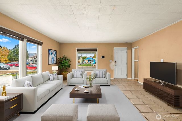 926 Kittitas Street, Wenatchee, WA 98801