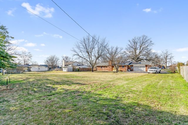1916 S Grant Parkway, Miami, OK 74354
