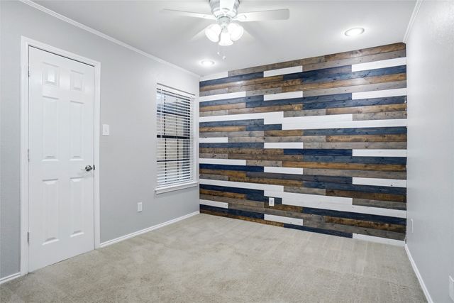 8624 Crestview, North Richland Hills, TX 76182