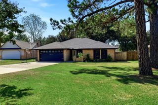 8624 Crestview, North Richland Hills, TX 76182