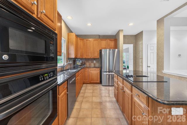 15936 Northstone Drive, Huntersville, NC 28078