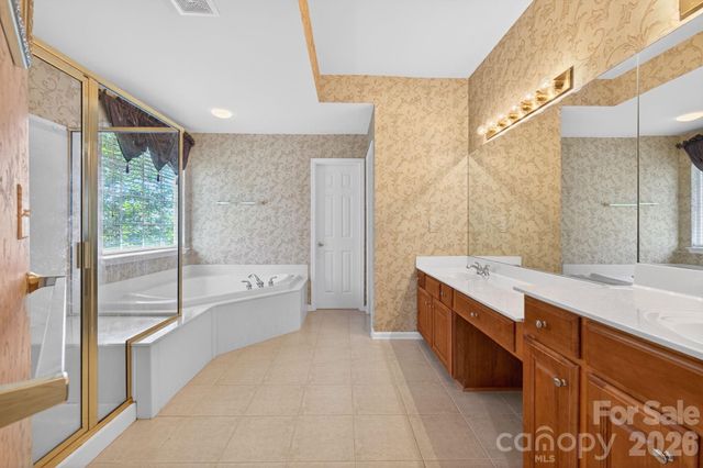 15936 Northstone Drive, Huntersville, NC 28078