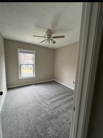 68 Sumer S Lane, Douglasville, GA 30134