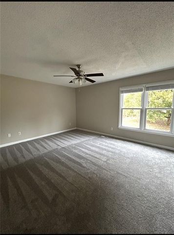 68 Sumer S Lane, Douglasville, GA 30134