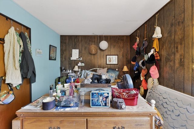13 Drewsen Dr, Northampton, MA 01062