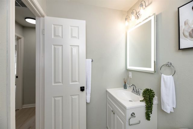 612 Annapolis Drive, Fort Worth, TX 76108