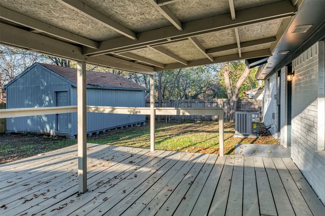 612 Annapolis Drive, Fort Worth, TX 76108