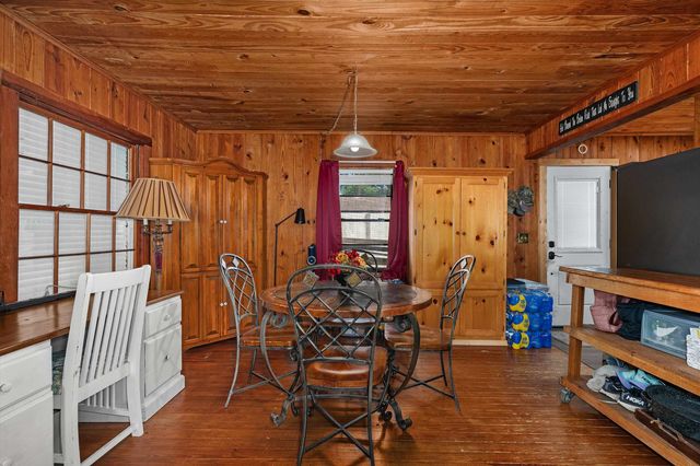 140 County Rd 4034, Carthage, TX 75633