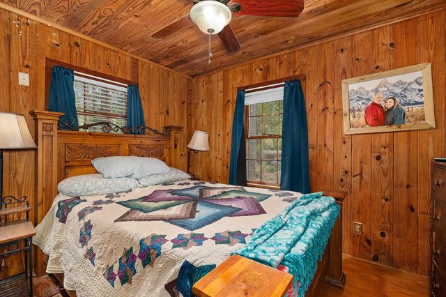 140 County Rd 4034, Carthage, TX 75633