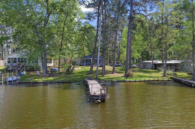 140 County Rd 4034, Carthage, TX 75633