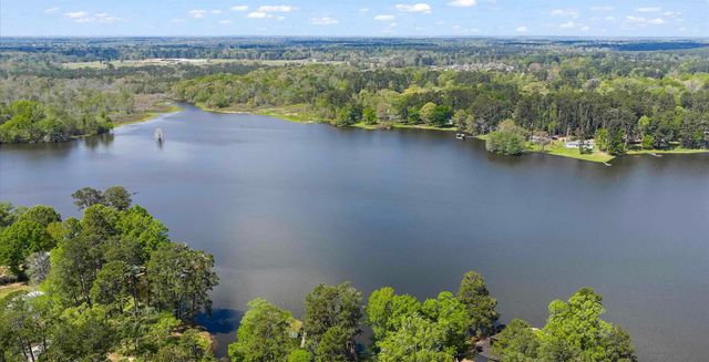 140 County Rd 4034, Carthage, TX 75633