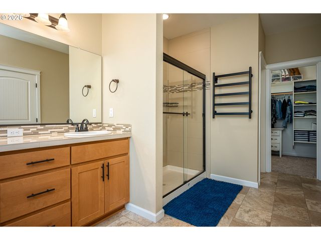 467 E JOHNSON St, Carlton, OR 97111