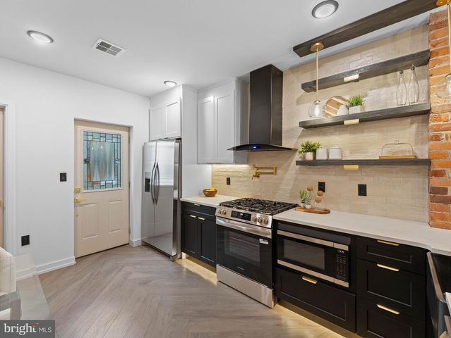 2339 S BUCKNELL ST, Philadelphia, PA 19145