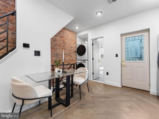 2339 S BUCKNELL ST, Philadelphia, PA 19145