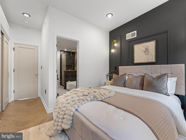 2339 S BUCKNELL ST, Philadelphia, PA 19145