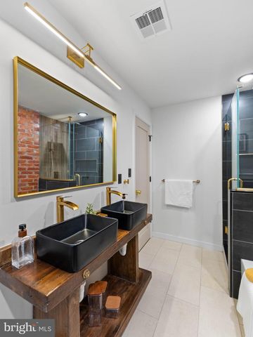 2339 S BUCKNELL ST, Philadelphia, PA 19145