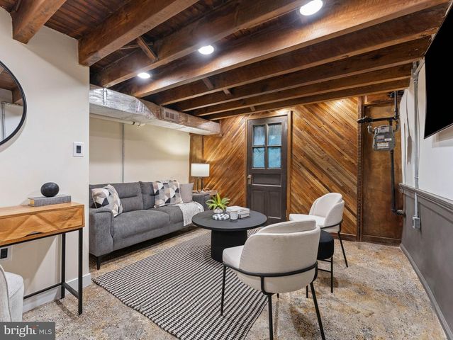 2339 S BUCKNELL ST, Philadelphia, PA 19145