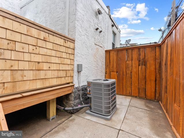 2339 S BUCKNELL ST, Philadelphia, PA 19145