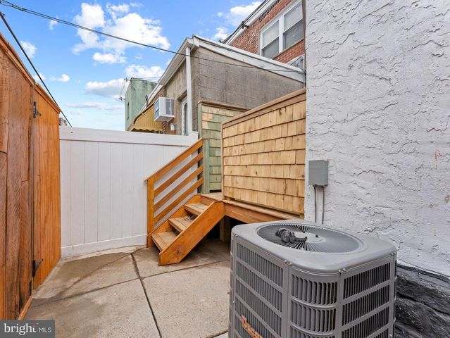 2339 S BUCKNELL ST, Philadelphia, PA 19145