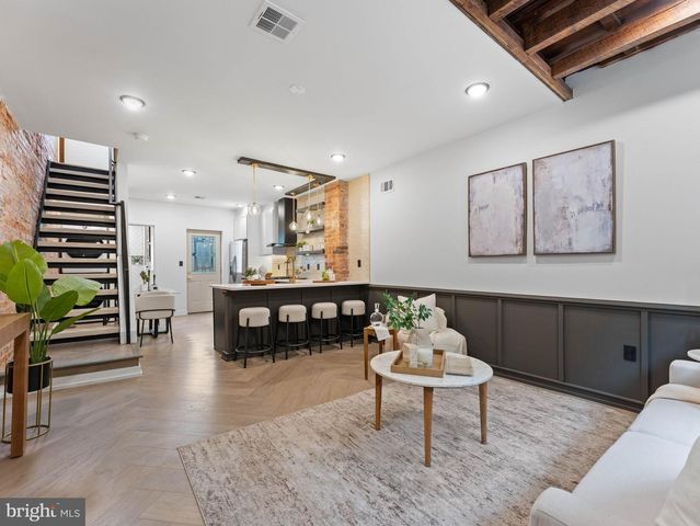 2339 S BUCKNELL ST, Philadelphia, PA 19145