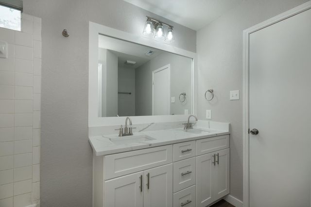 1301 Black Cherry DR, Cedar Park, TX 78613
