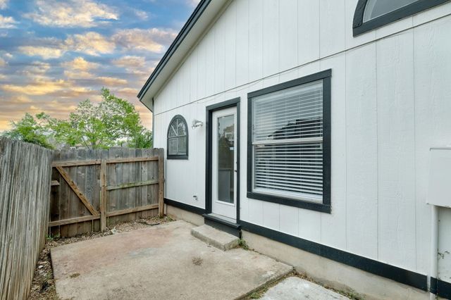 1301 Black Cherry DR, Cedar Park, TX 78613