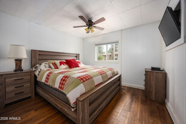 535 E OAK Drive, Munds Park, AZ 86017