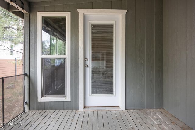 535 E OAK Drive, Munds Park, AZ 86017