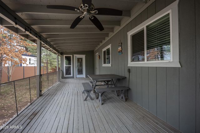 535 E OAK Drive, Munds Park, AZ 86017