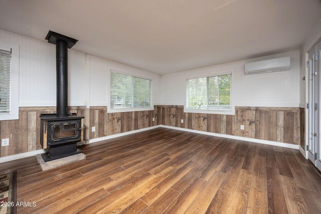 535 E OAK Drive, Munds Park, AZ 86017