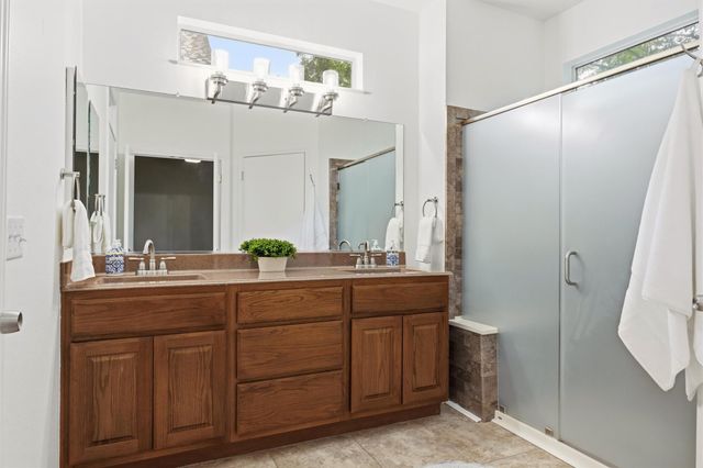 118 Bluebell DR, Georgetown, TX 78633