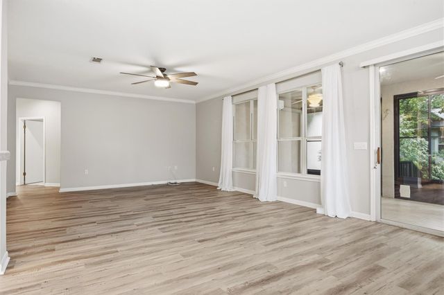 118 Bluebell DR, Georgetown, TX 78633