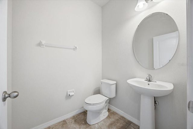 220 WHIRLAWAY DRIVE, Davenport, FL 33837