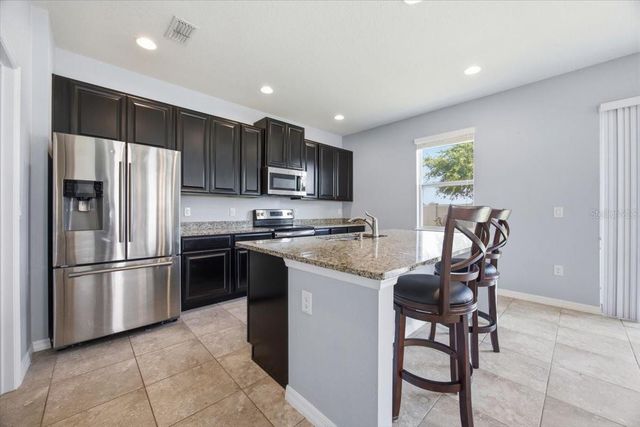 220 WHIRLAWAY DRIVE, Davenport, FL 33837